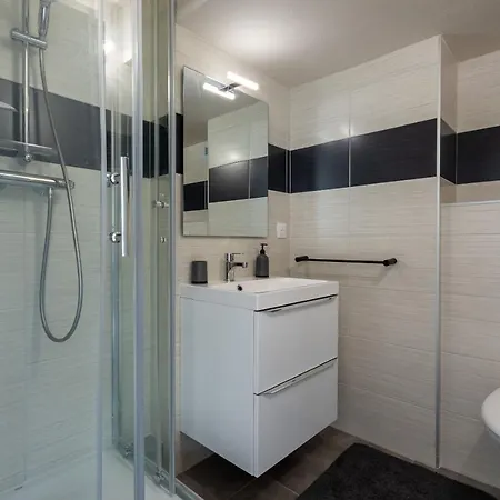 Le 21 -Gregimmo-Appart'Hotel Montbeliard Exterior photo